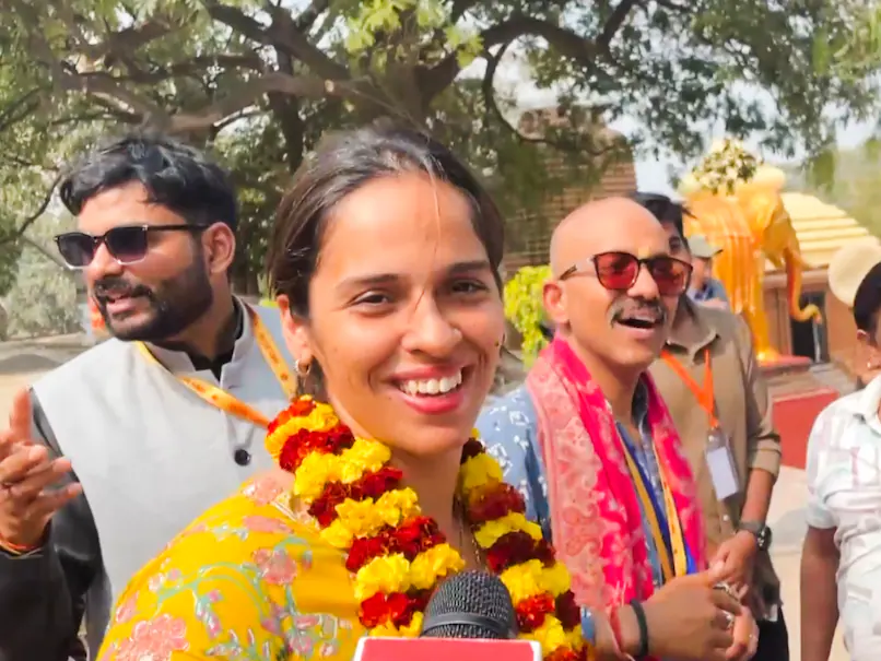 Indian badminton star and Olympic bronze medallist Saina Nehwal on Wednesday arrived in Mahakumbh Nagar to take a dip in the sacred waters of the Triveni Sangam during the ongoing Maha Kumbh.